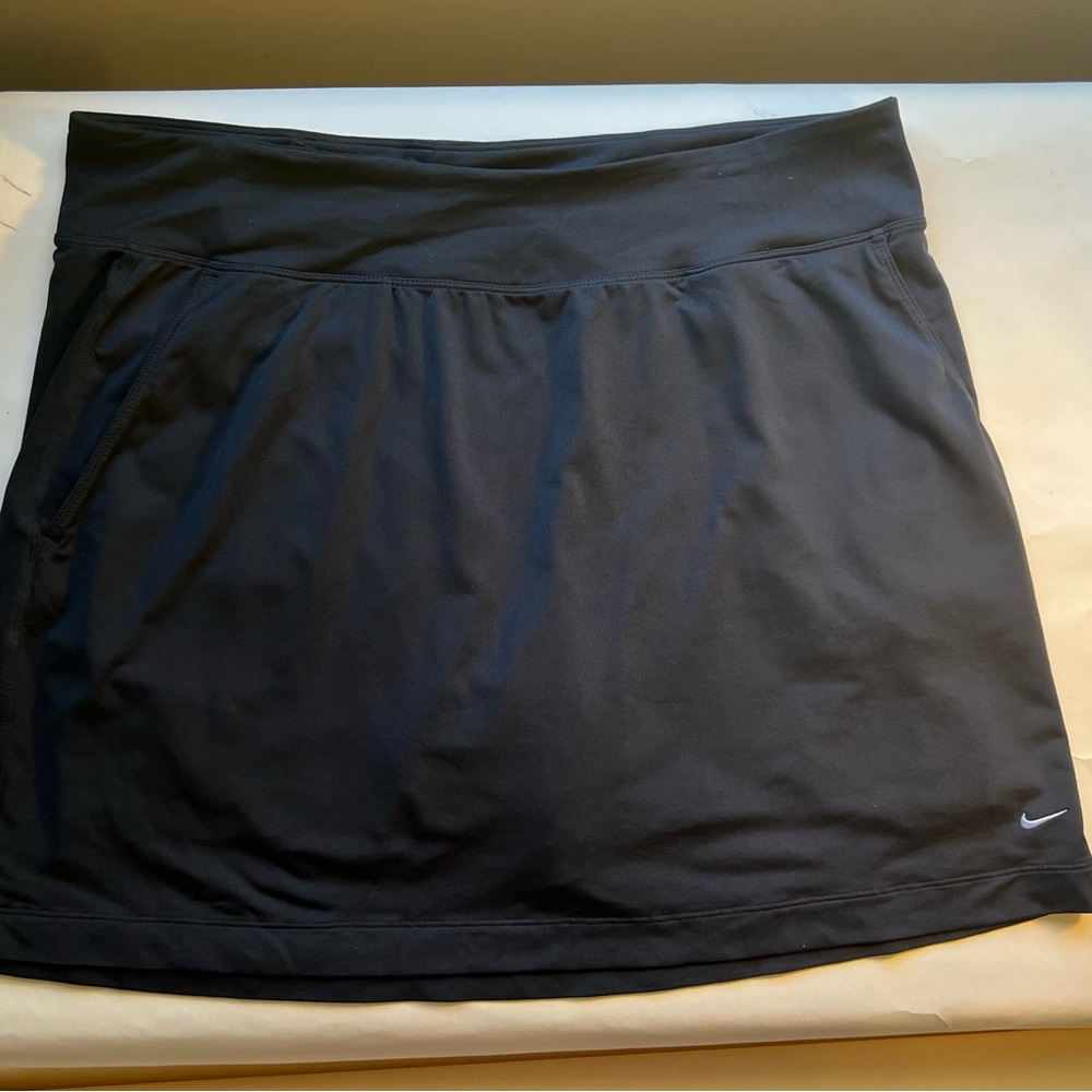 Nike Size XL Womens Dri-Fit Skort Stretch Mini Black